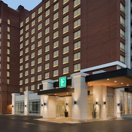 Embassy Suites By Hilton Toronto Airport Exterior photo