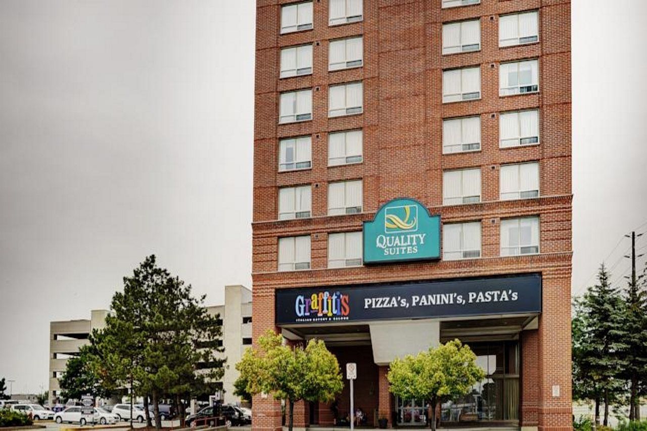 Embassy Suites By Hilton Toronto Airport Exterior photo